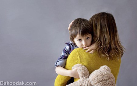 آیا وابستگی کودک به والدین طبیعی است؟